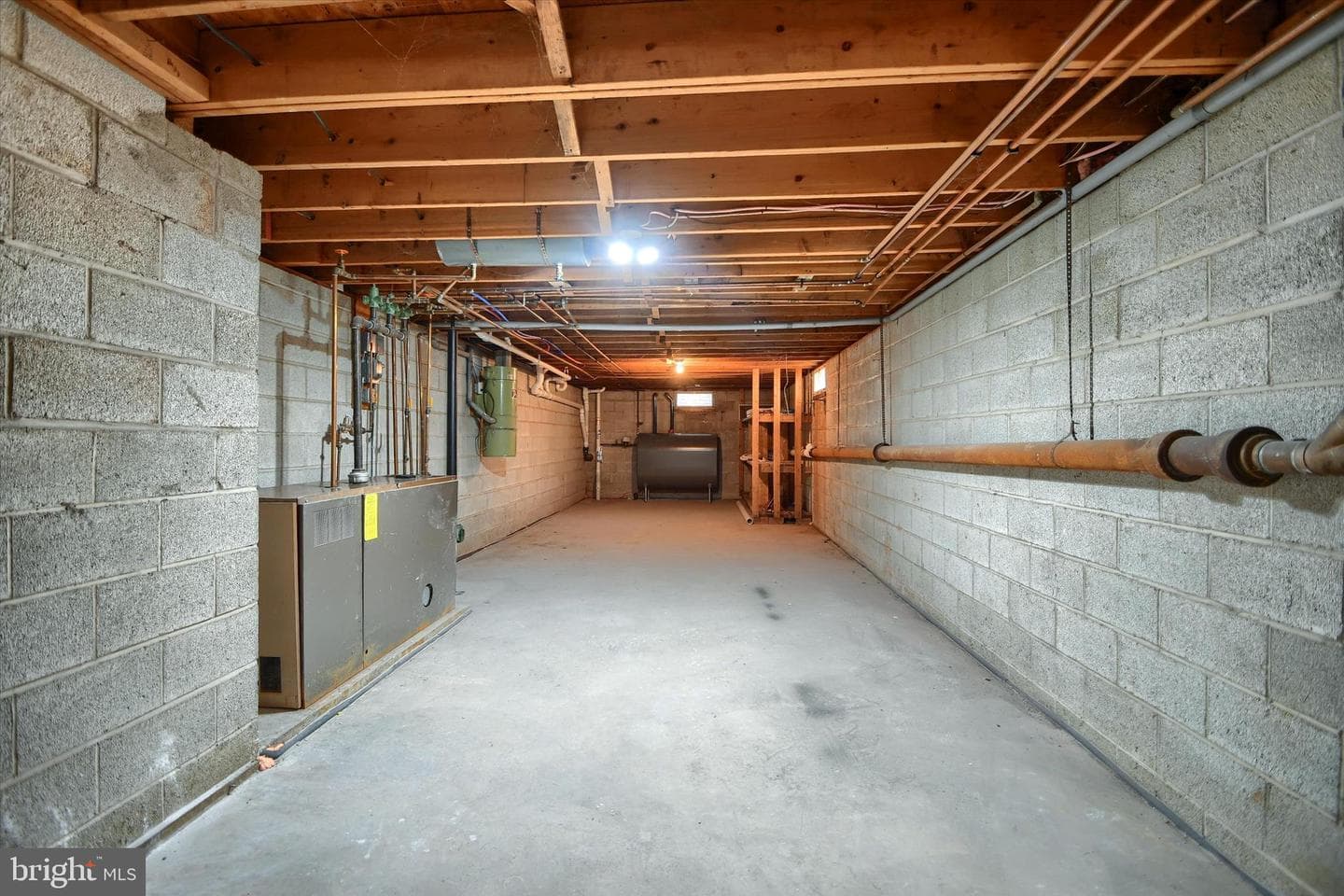 1001 Lakeview Terrace photo 35