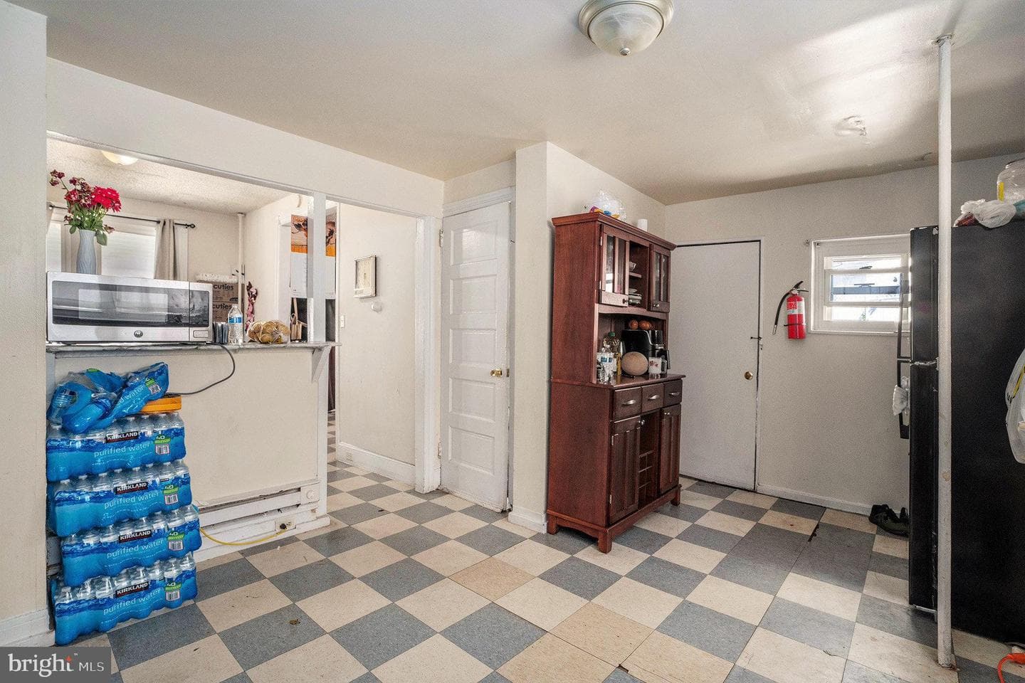 16 W Spruce Street photo 13