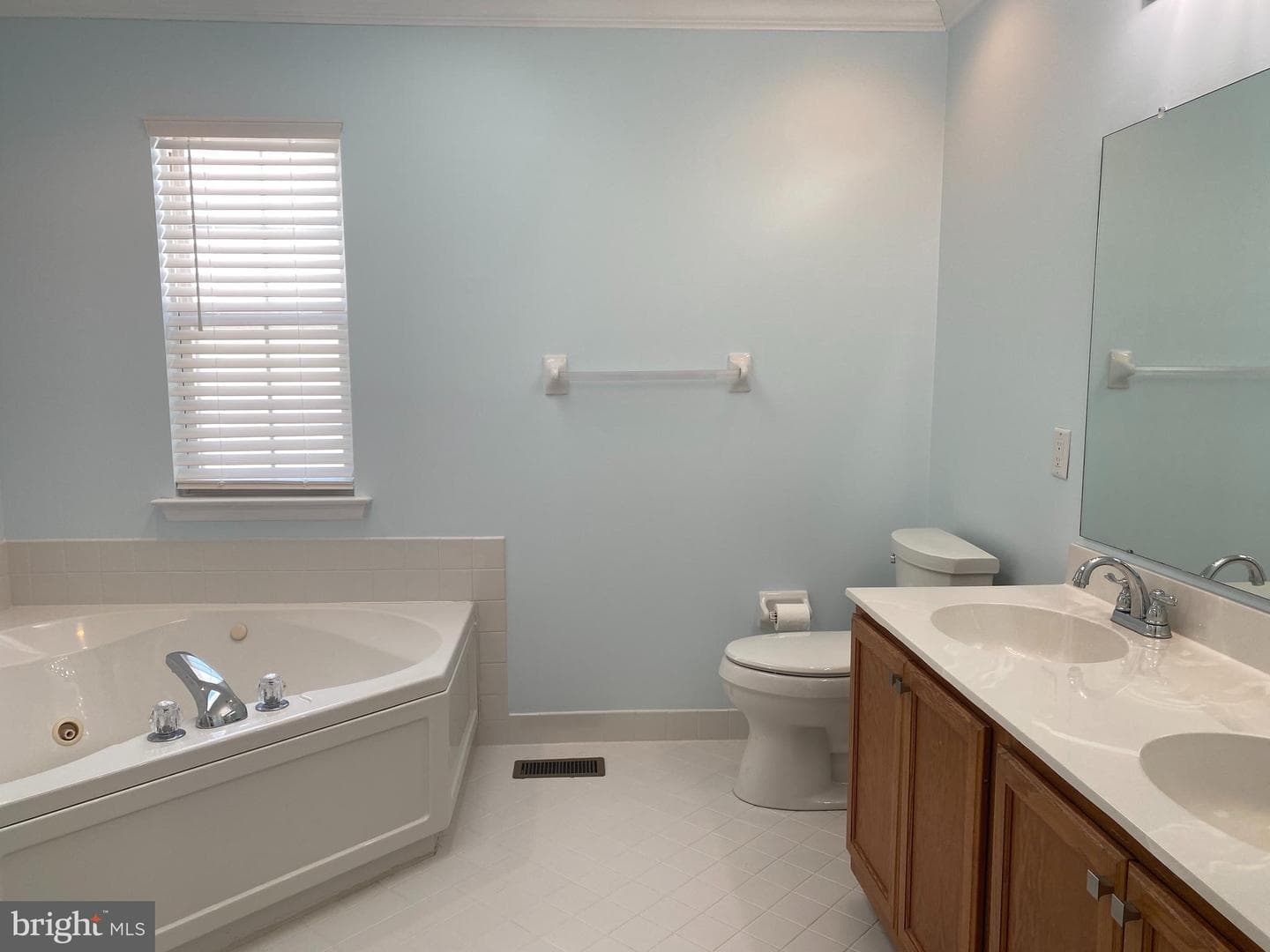 202 Country Club Drive photo 15