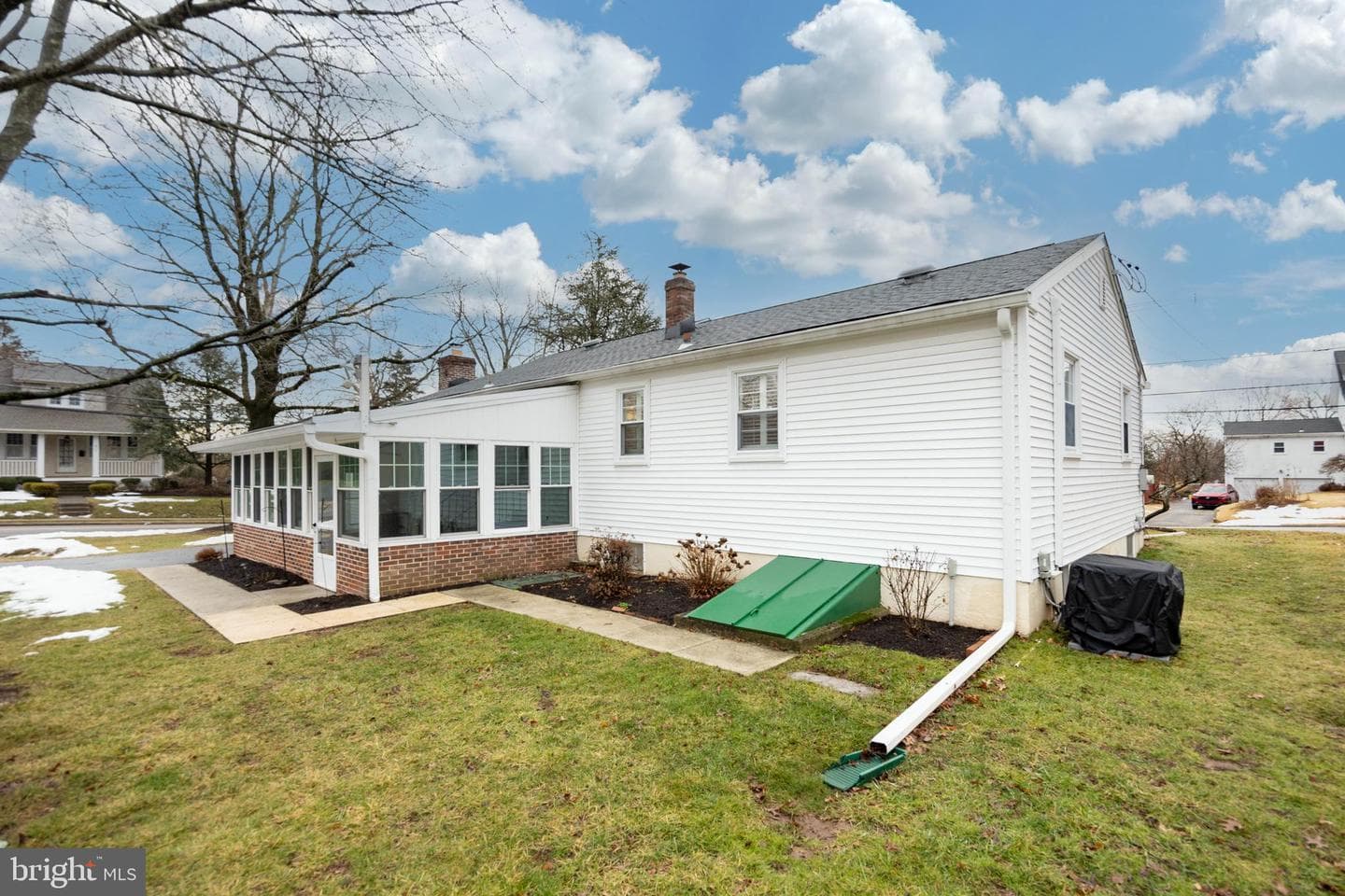 1907 Juniata Road photo 33