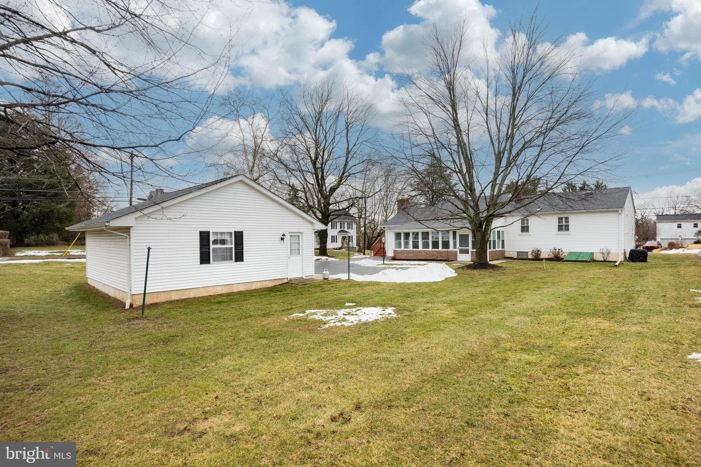 1907 Juniata Road photo 35