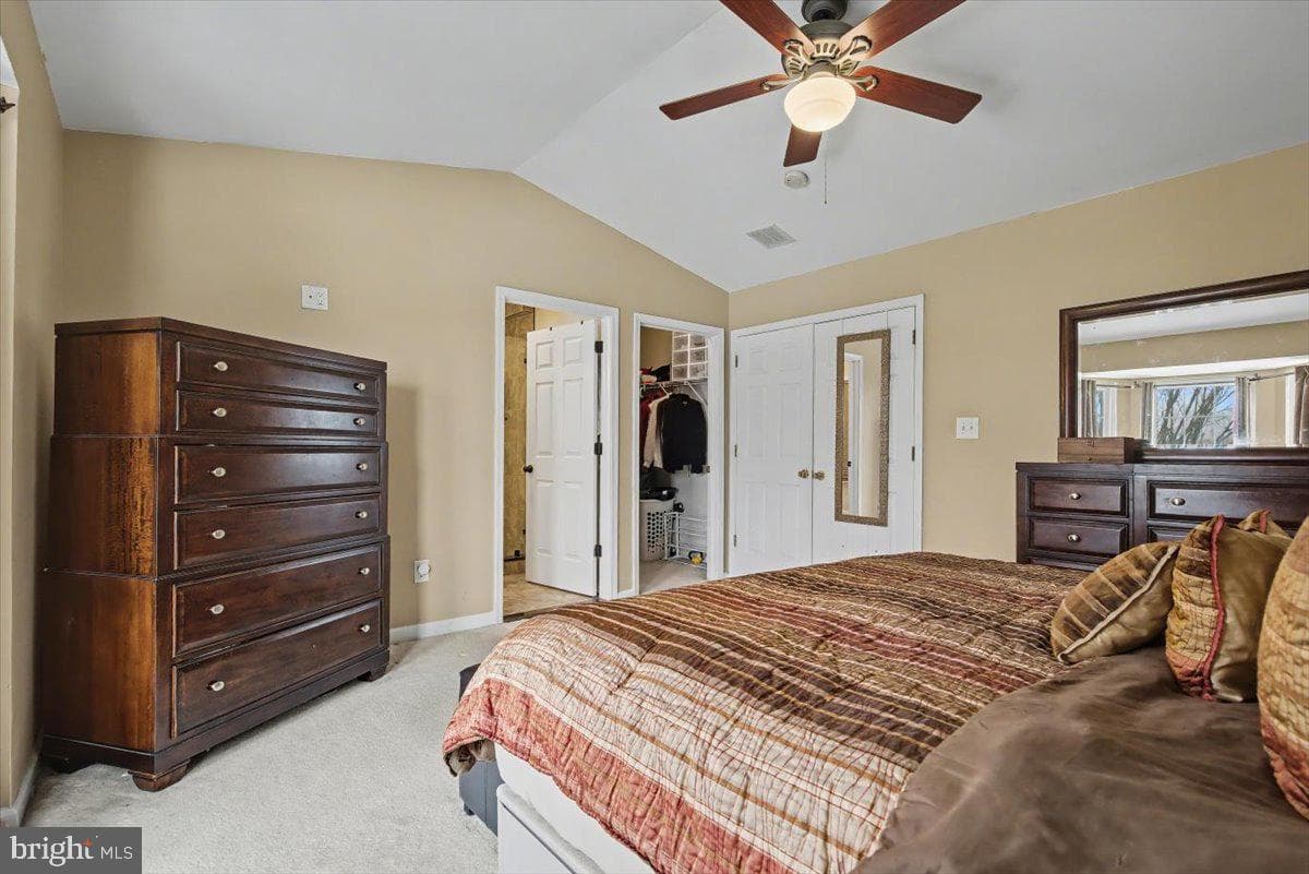 122 Hunt Club Drive photo 15