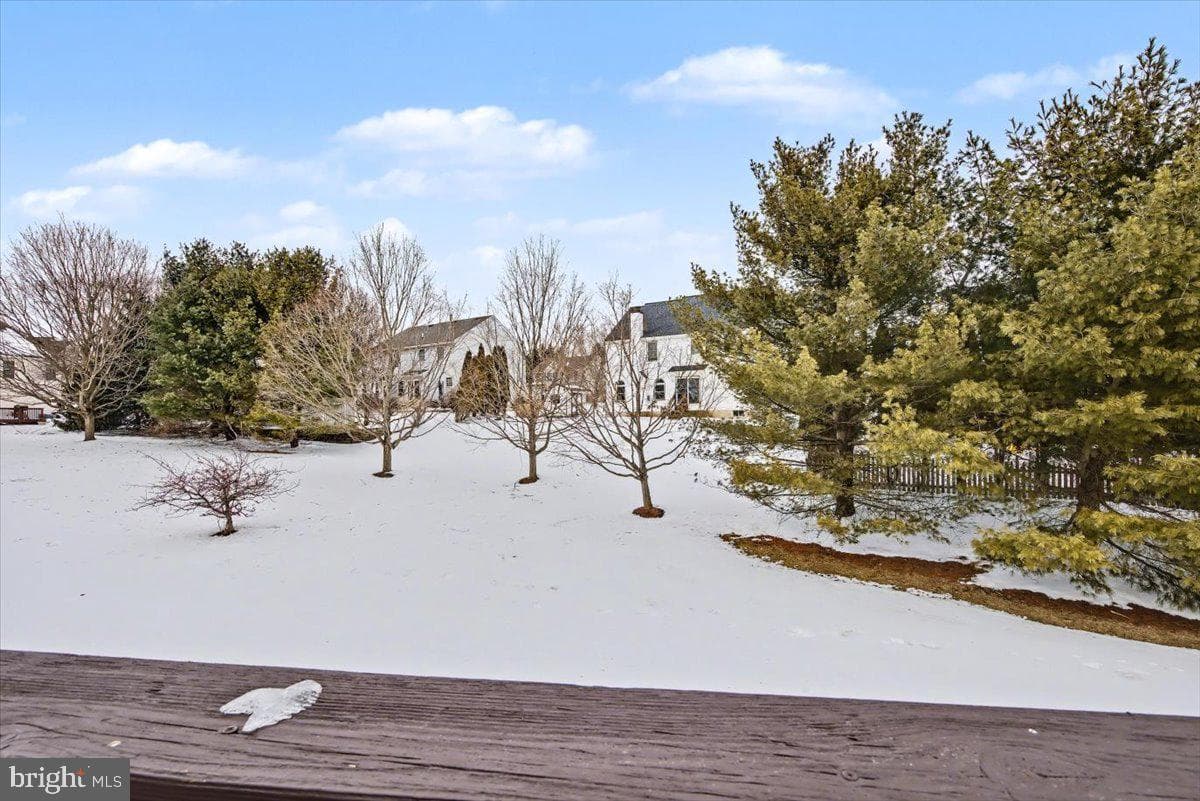 122 Hunt Club Drive photo 30