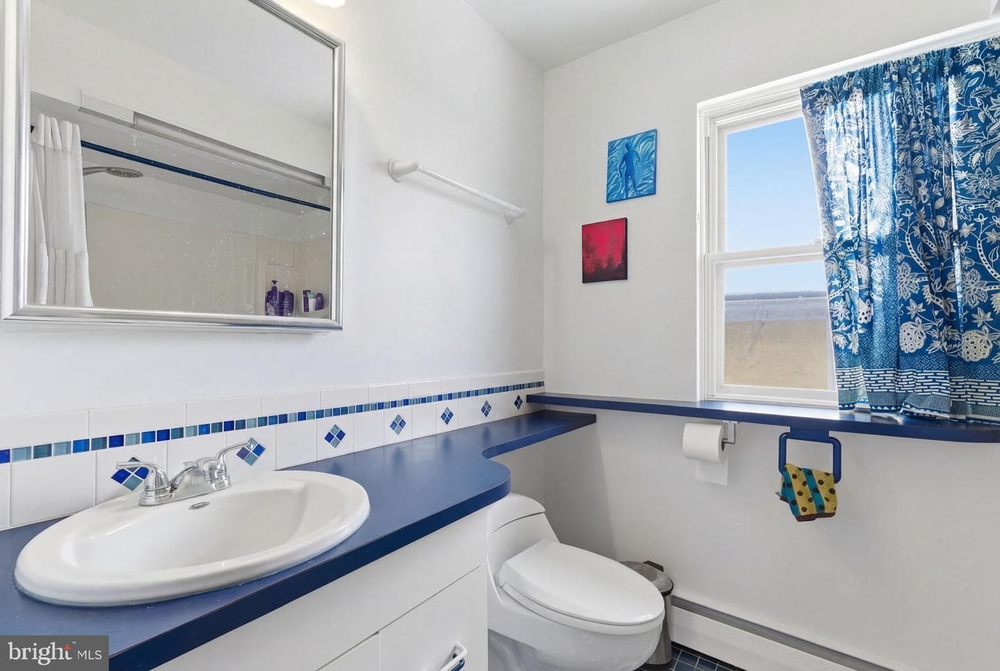 358 Oak Road photo 20