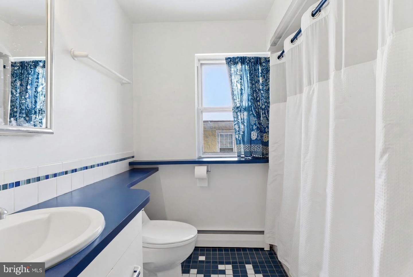 358 Oak Road photo 21