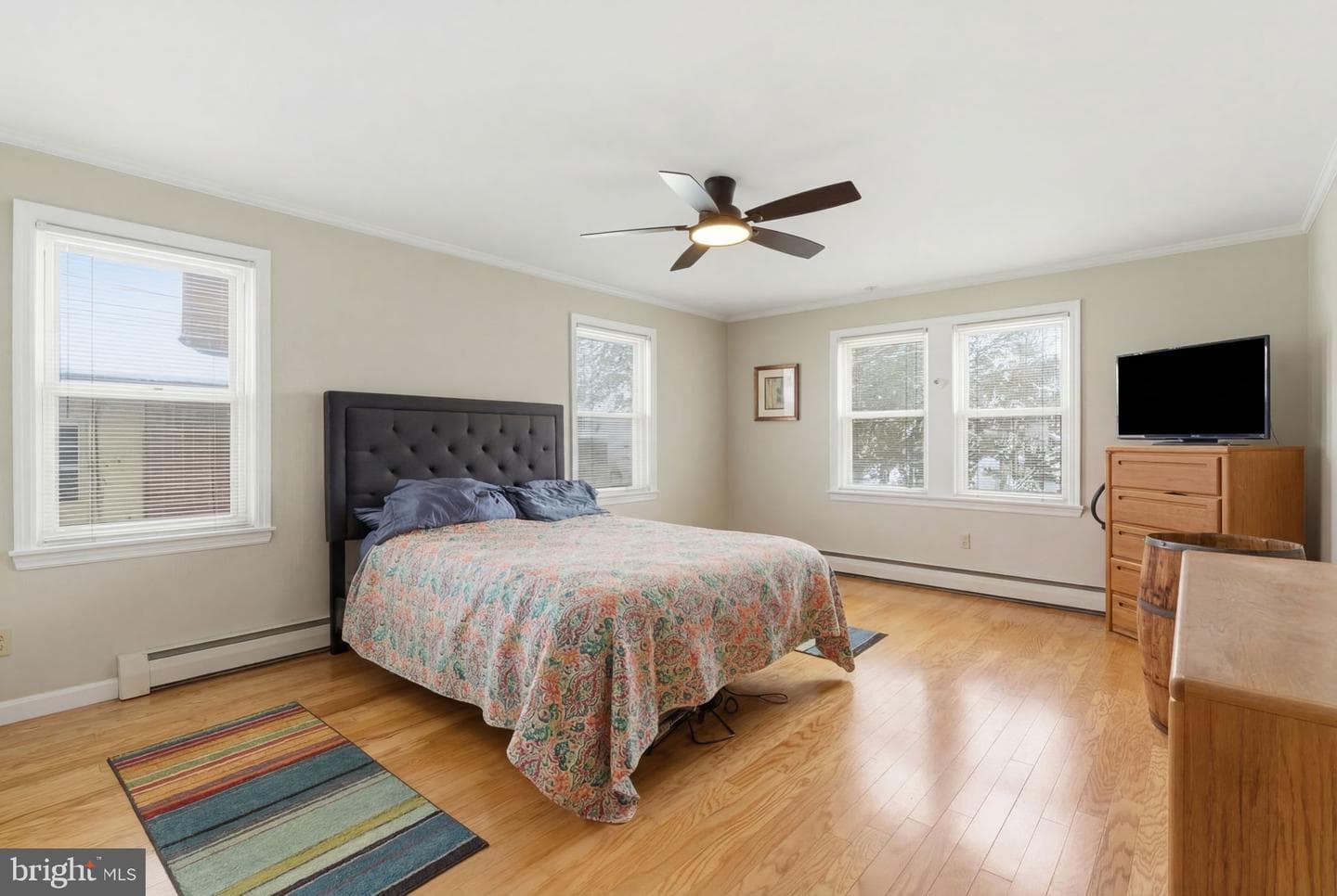 358 Oak Road photo 24