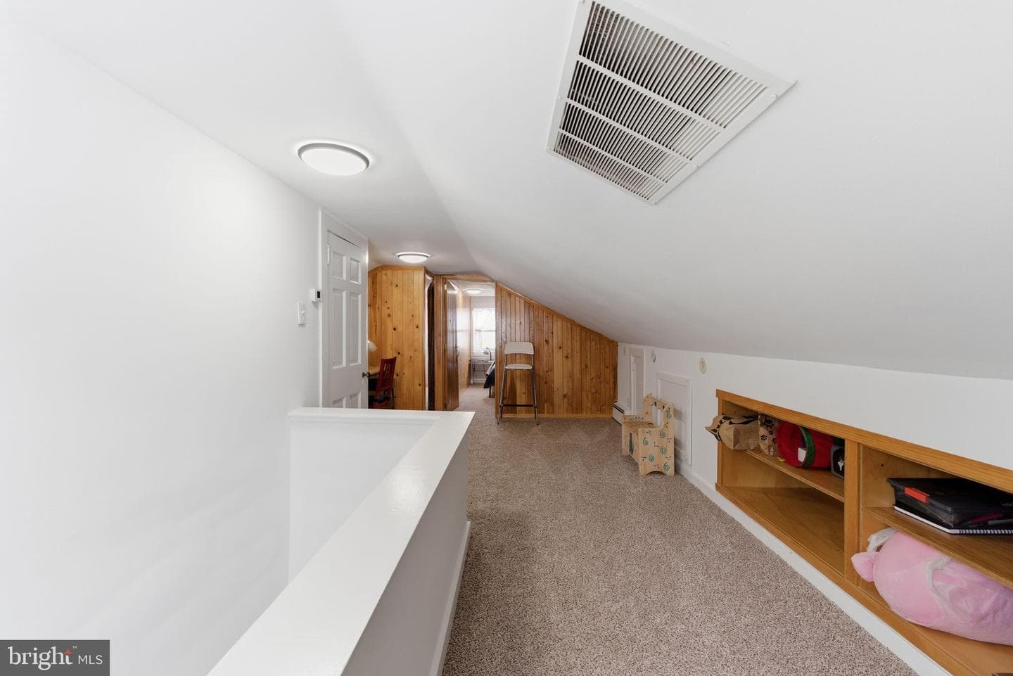 358 Oak Road photo 27