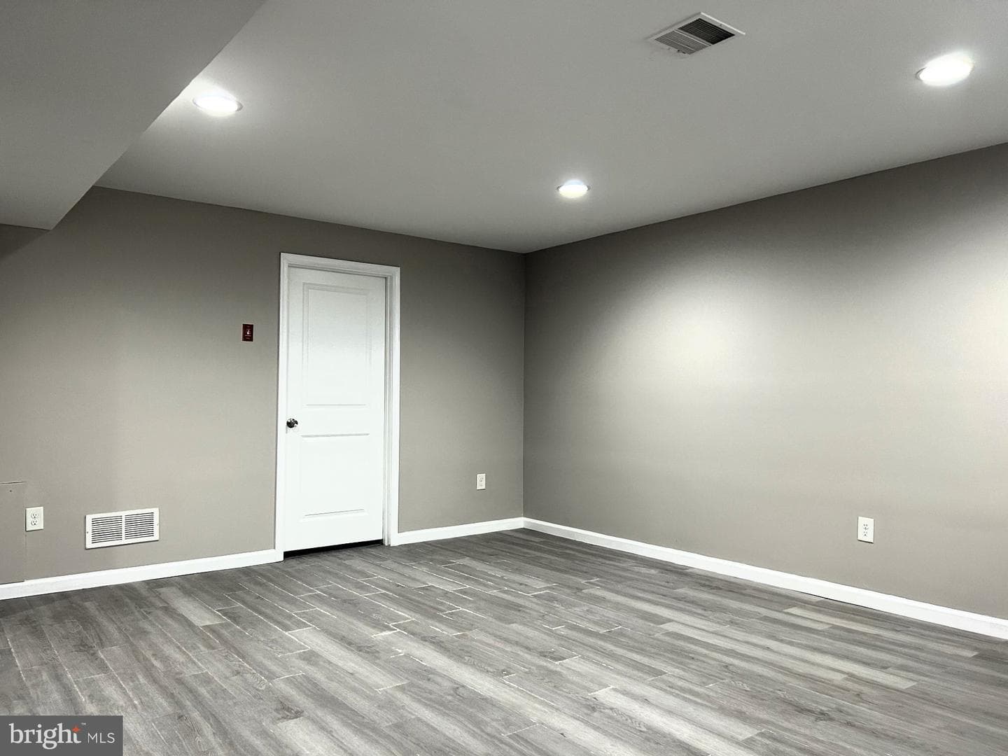 122 Garrett Lane photo 22