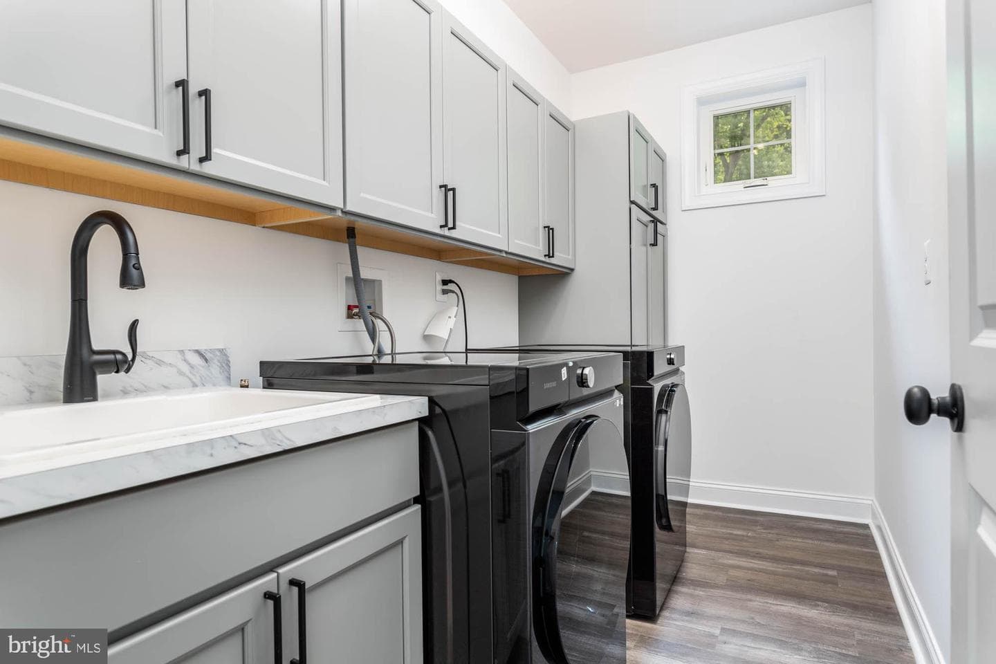 230 Arden Road photo 32