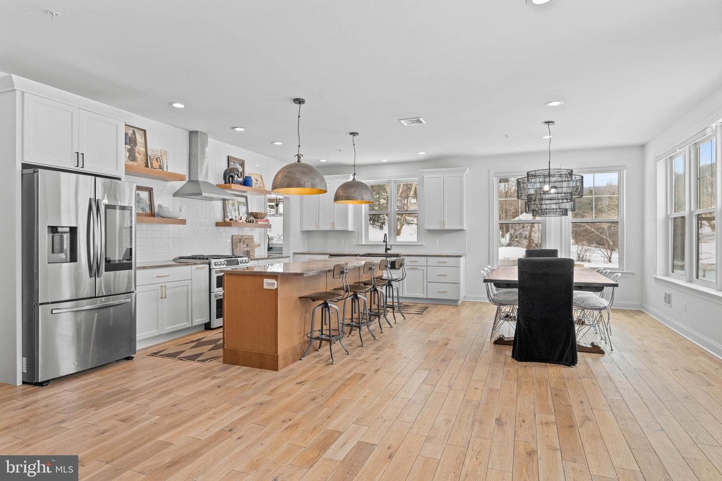 230 Arden Road photo 8