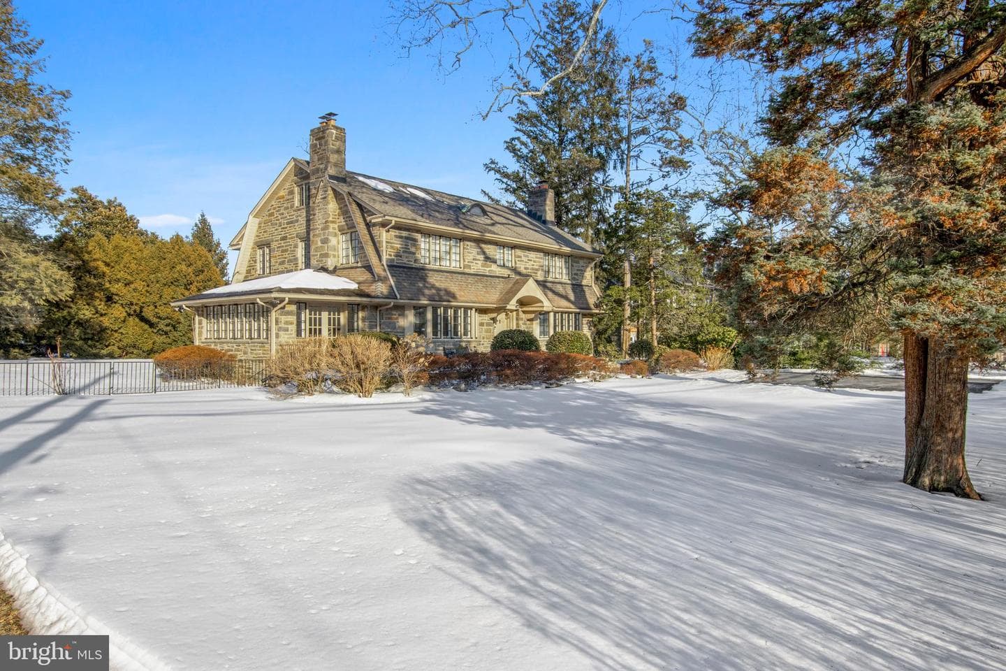 1605 Ashbourne Road photo 1