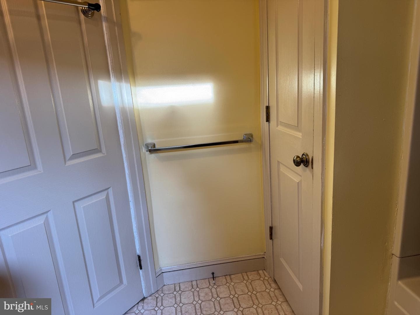 52 Hillside Avenue photo 30