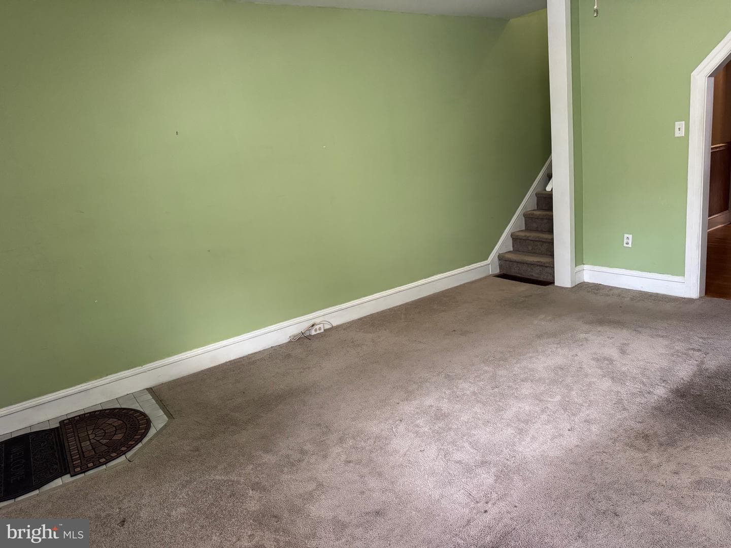 52 Hillside Avenue photo 4