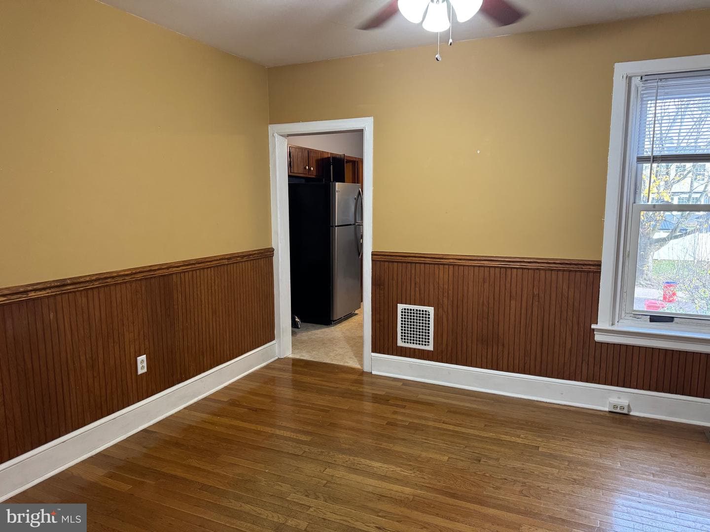 52 Hillside Avenue photo 9