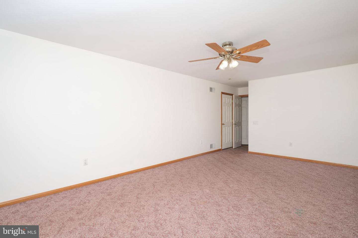 655 S 4th Avenue photo 20