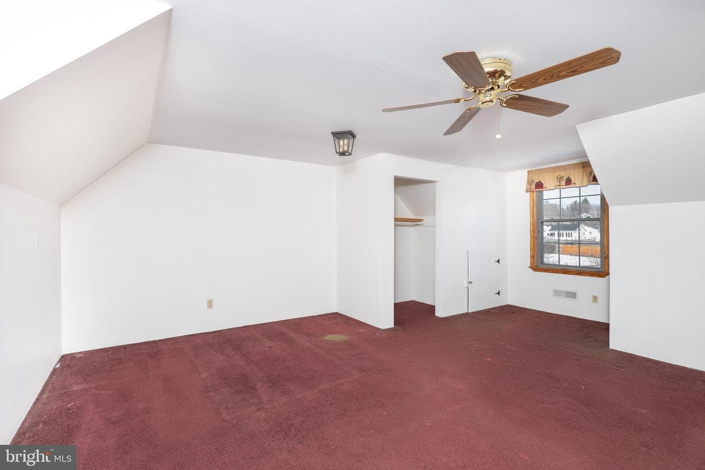 655 S 4th Avenue photo 26