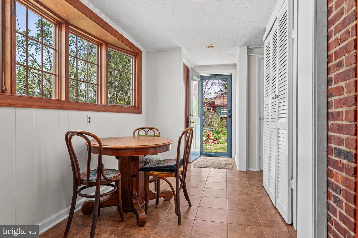 201 Glendalough Road photo 17