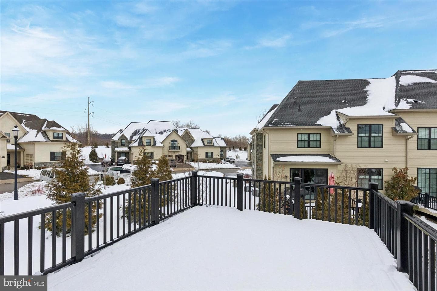 400 Morris Court photo 17