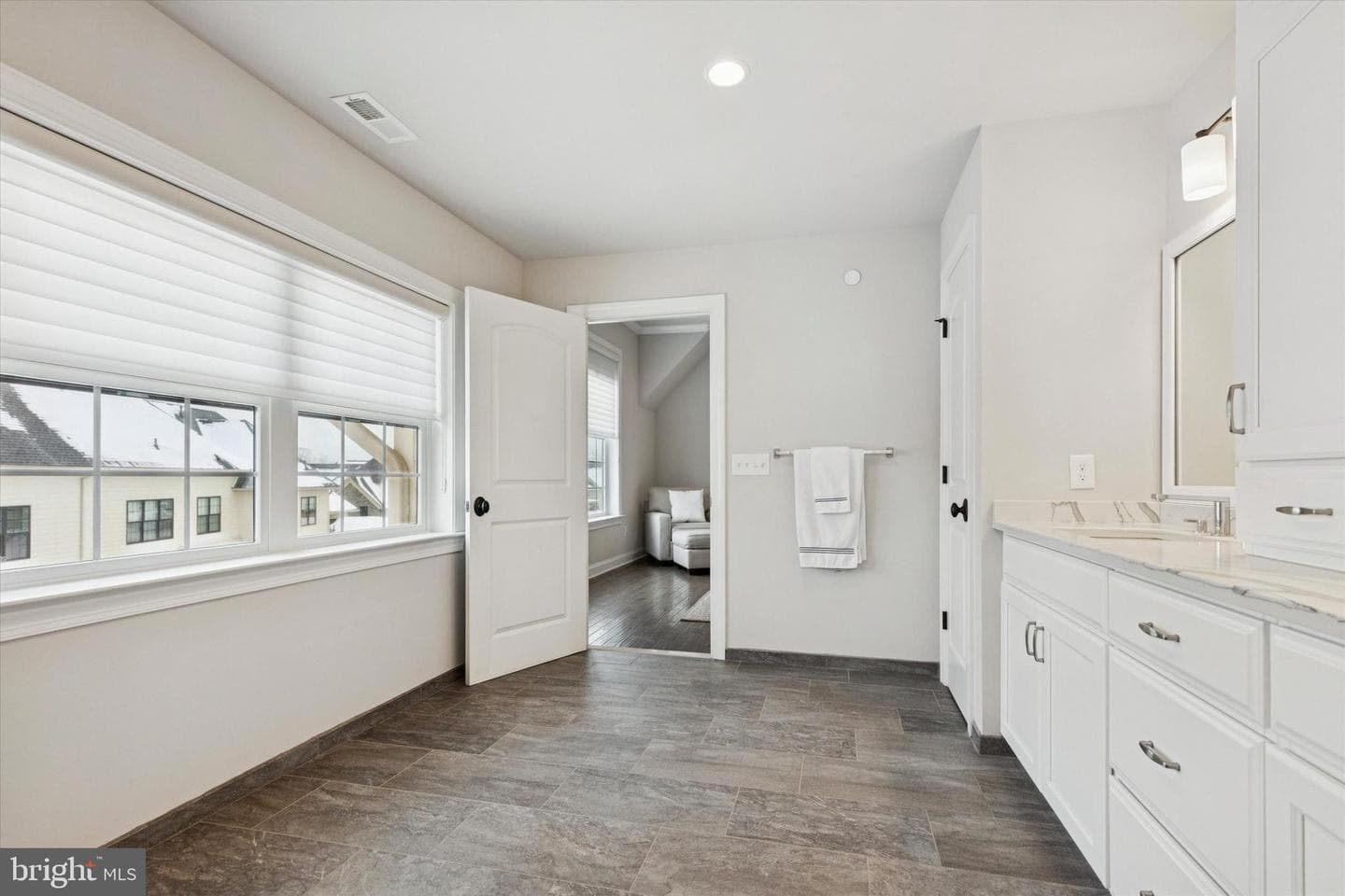 400 Morris Court photo 21