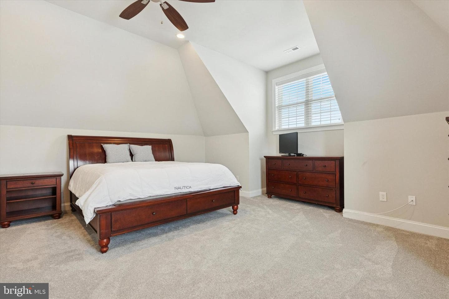 400 Morris Court photo 23