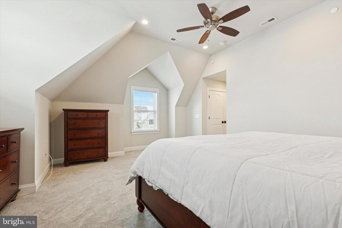 400 Morris Court photo 24