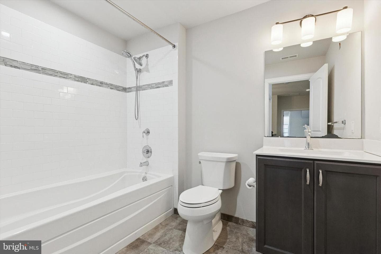 400 Morris Court photo 25
