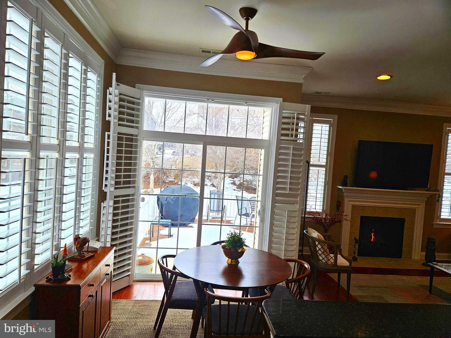458 Peters Way photo 13