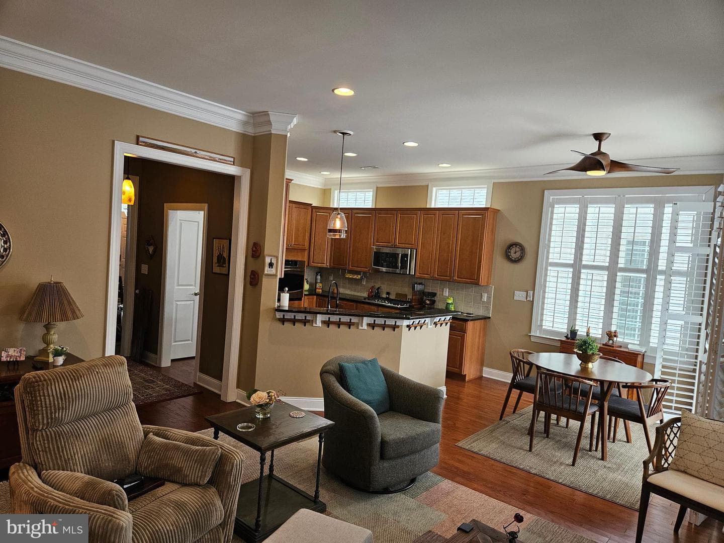 458 Peters Way photo 15