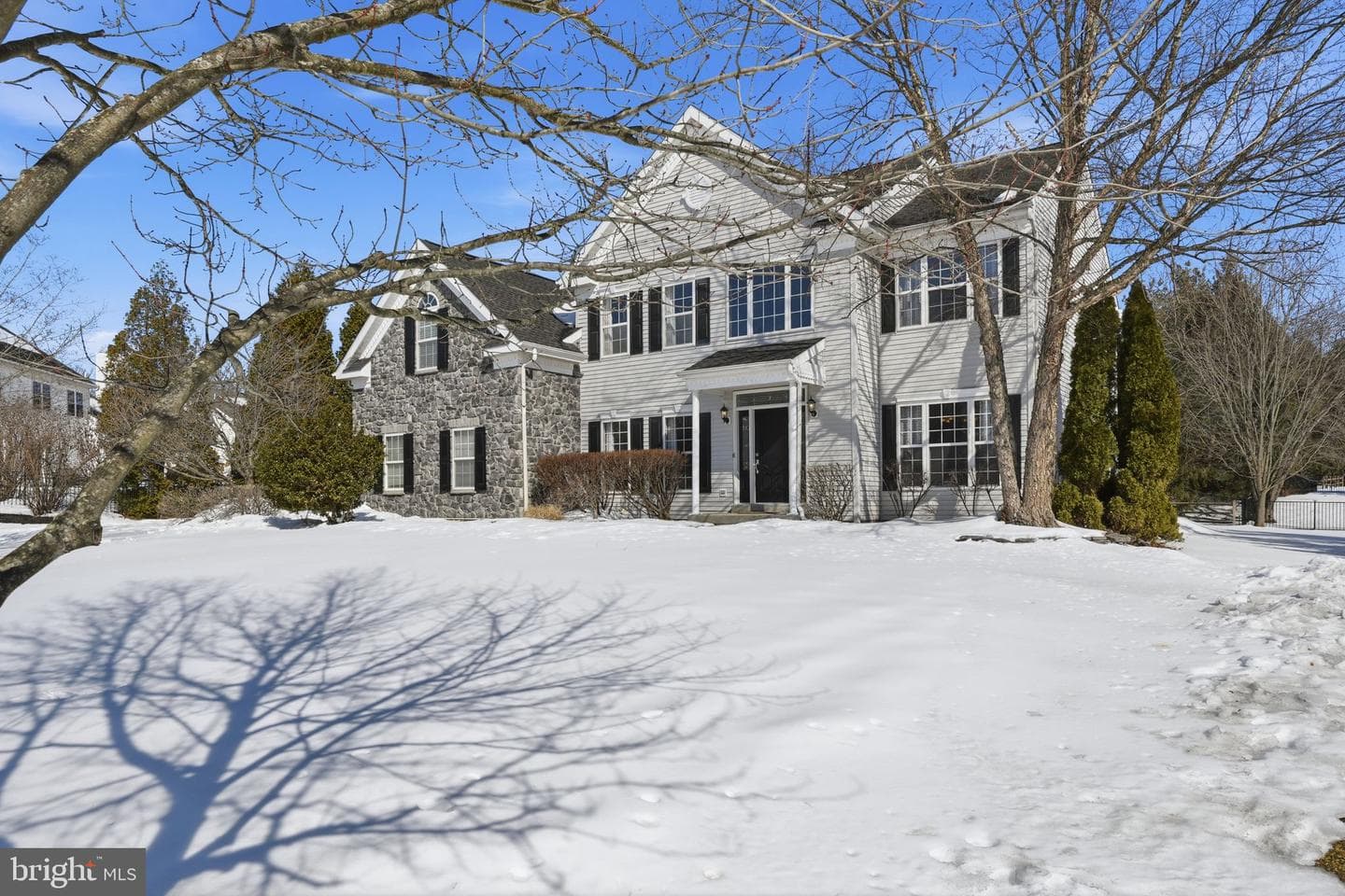 727 Sourwood Lane photo 4