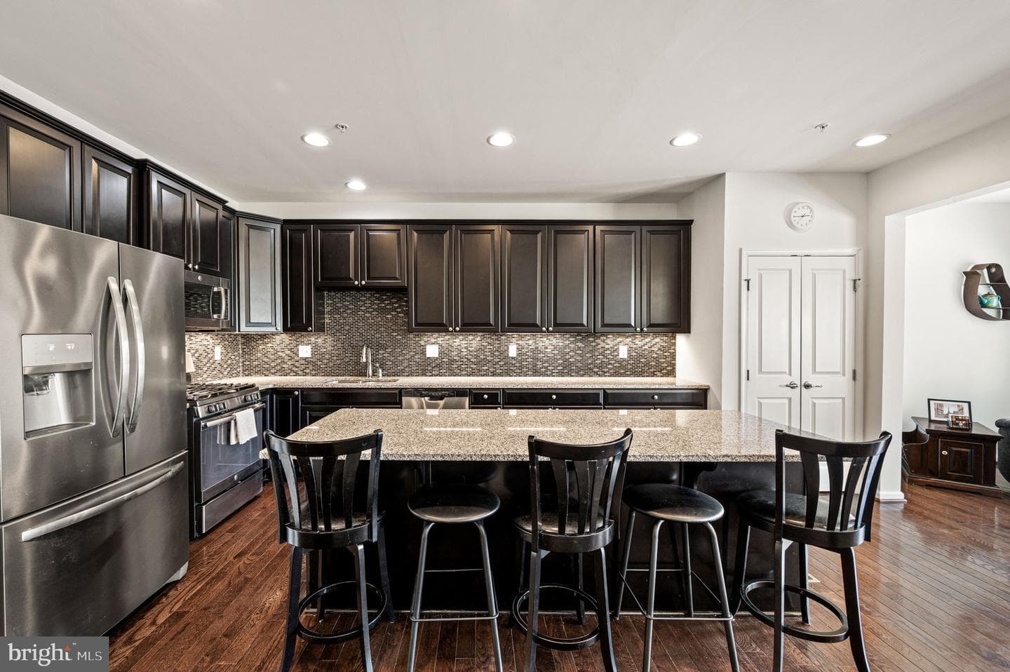 1714 Lydia Drive photo 2