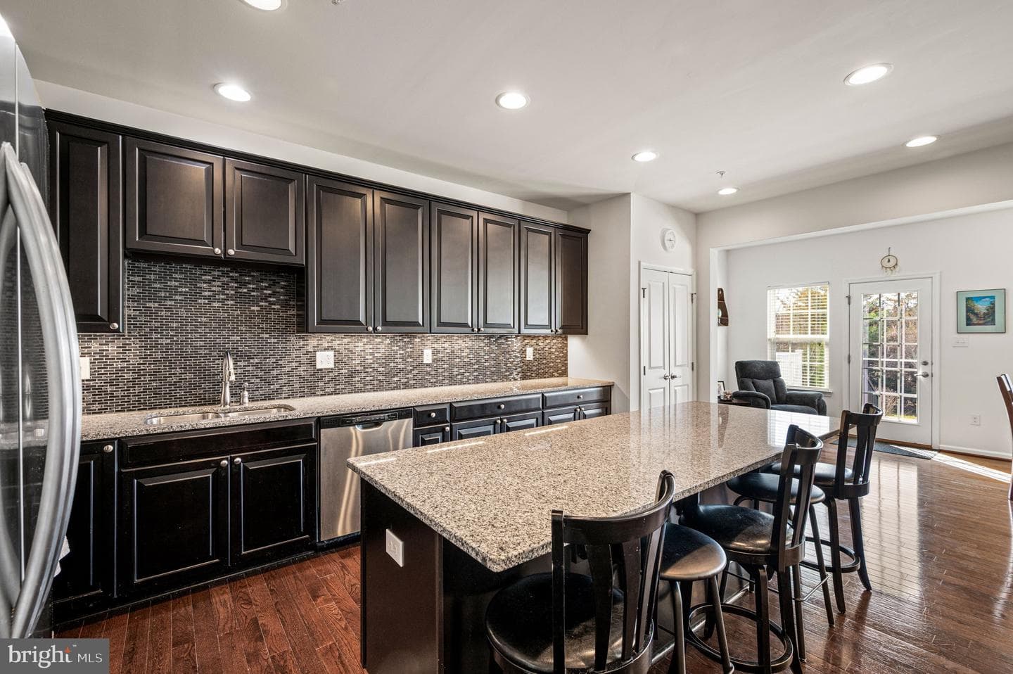 1714 Lydia Drive photo 3