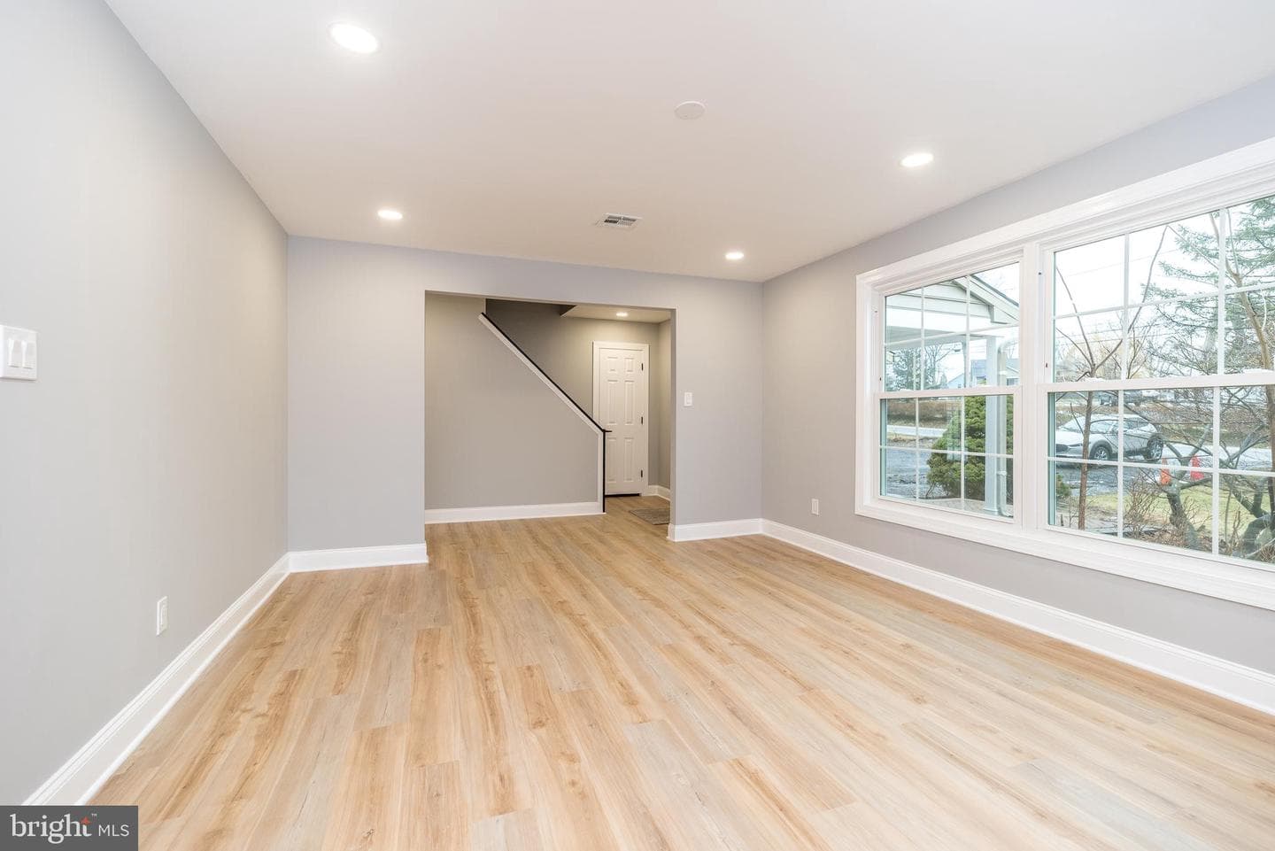 61 S Park Avenue photo 14