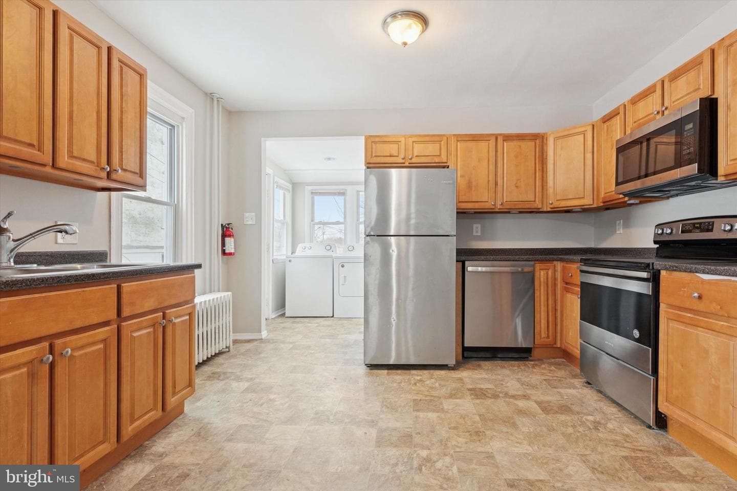 226 N Warren Street photo 11