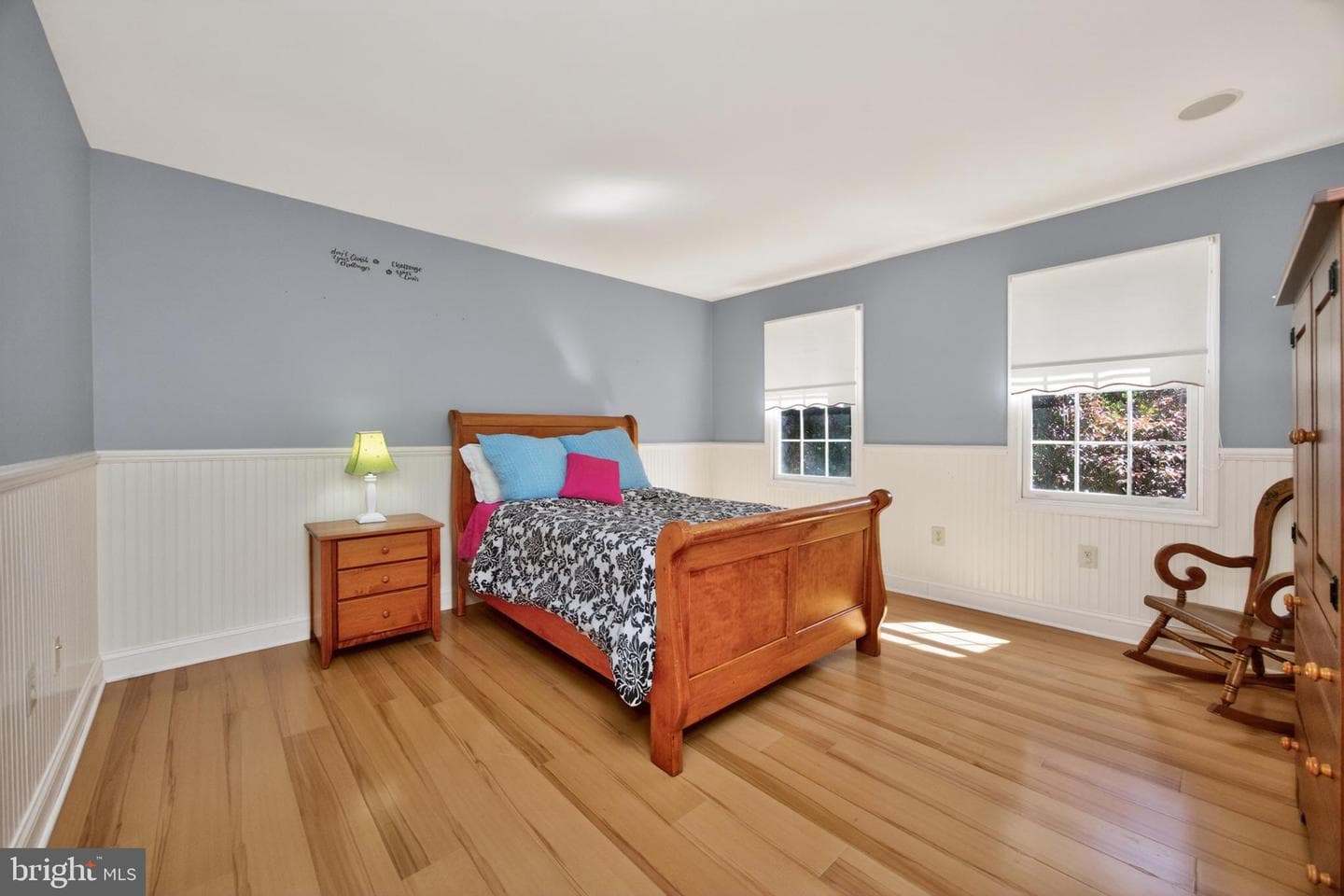 552 Longfellow Lane photo 35