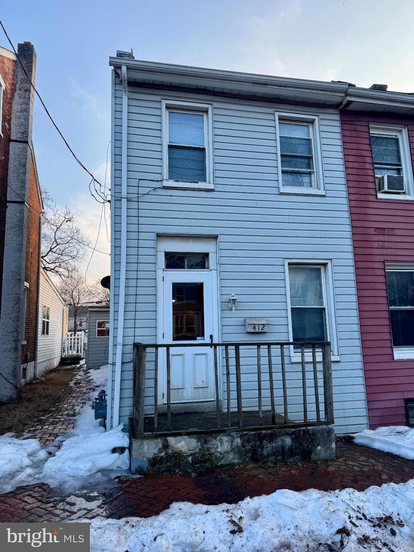 412 Beech Street photo 1