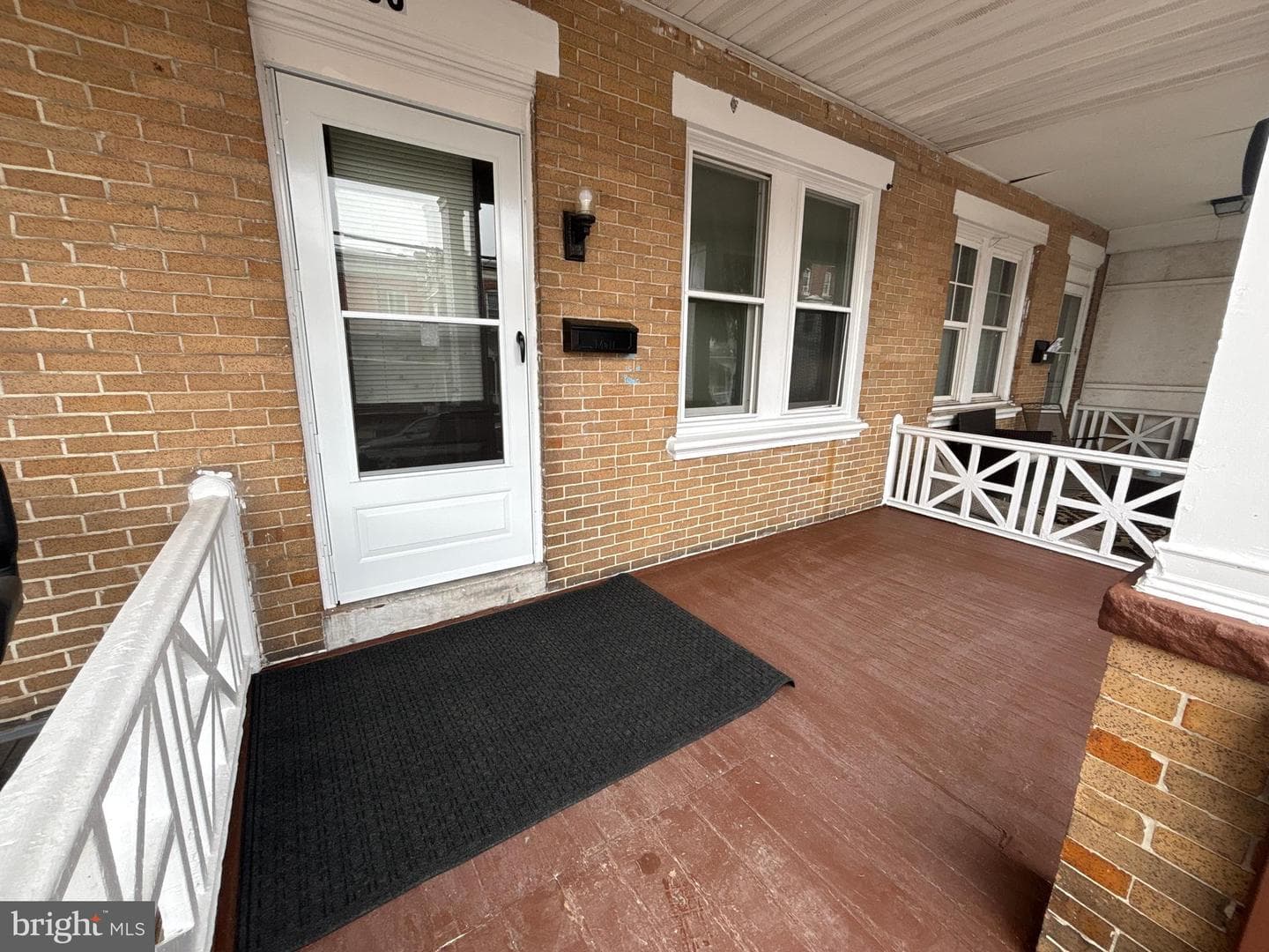 203 Chain Street photo 3