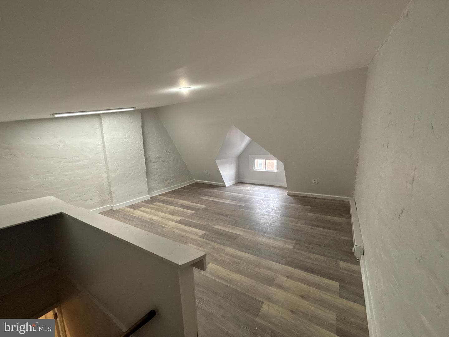 203 Chain Street photo 37