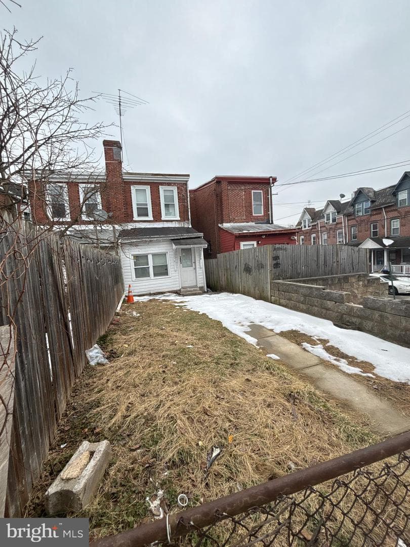 203 Chain Street photo 46