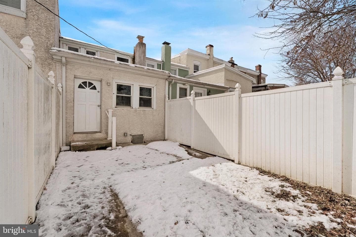 103 W 3rd Street photo 23