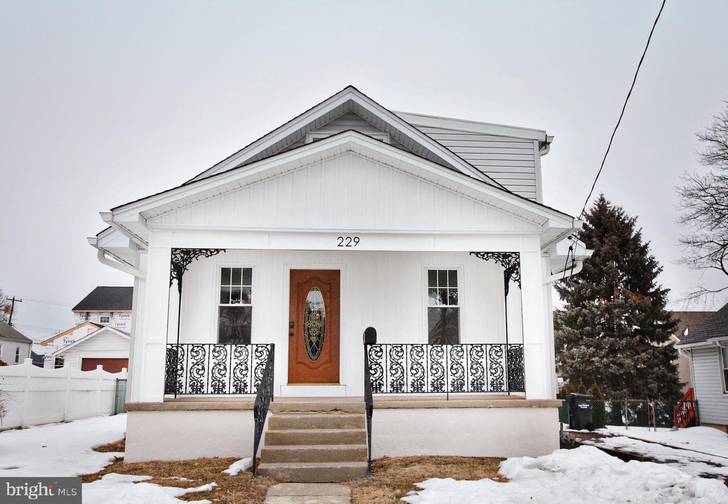 229 Warren Street photo 2