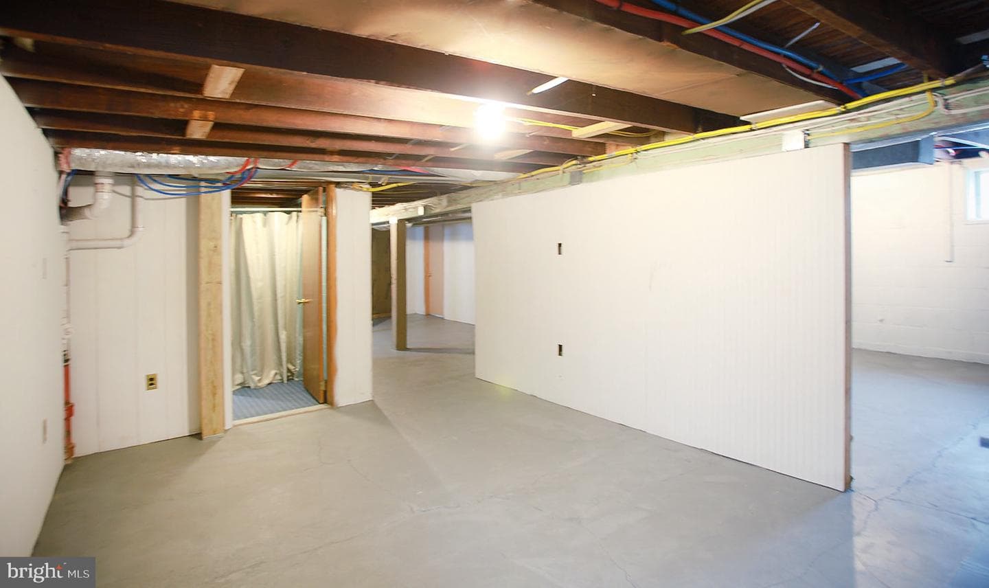 229 Warren Street photo 22
