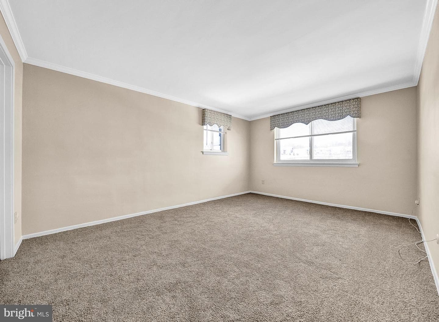 1570 The Fairway #411 E photo 31