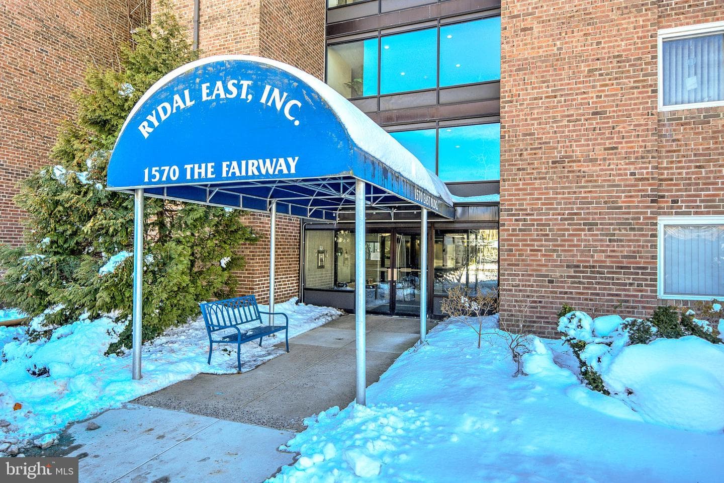 1570 The Fairway #411 E photo 52