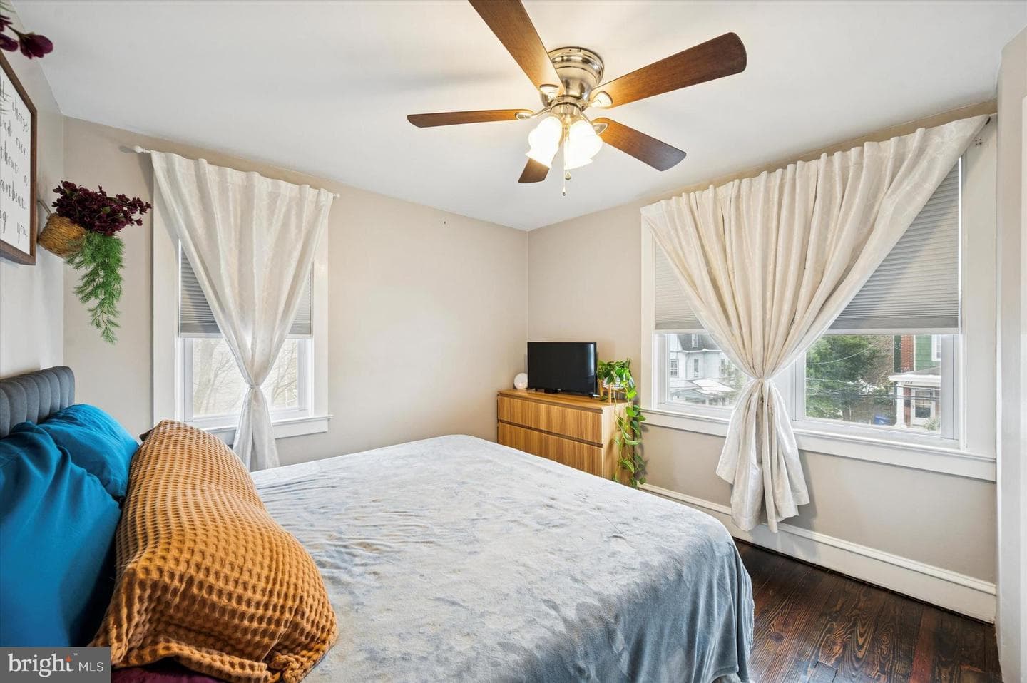 137 Myrtle Avenue photo 17