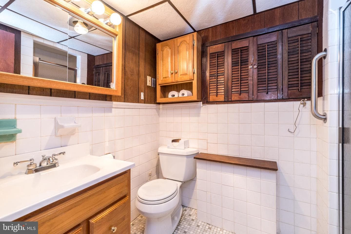 908 G Avenue photo 32