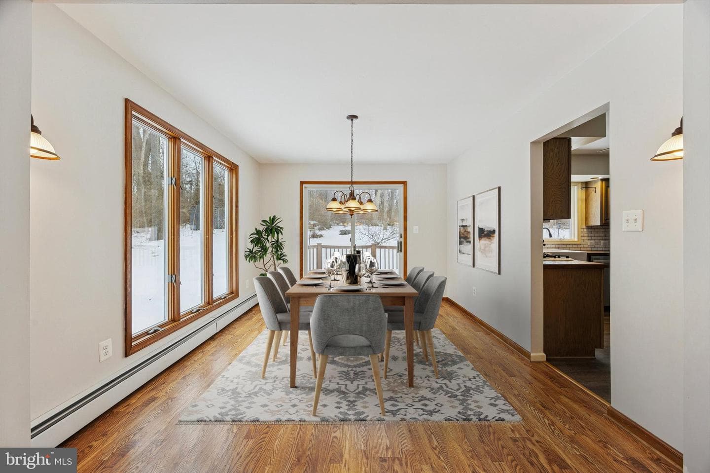 105 Susans Lane photo 6