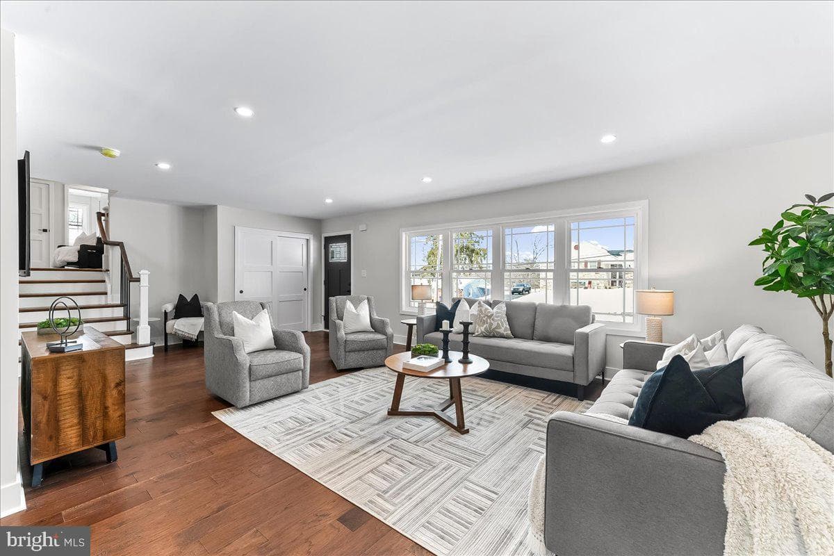 3340 Jeffrey Drive photo 3