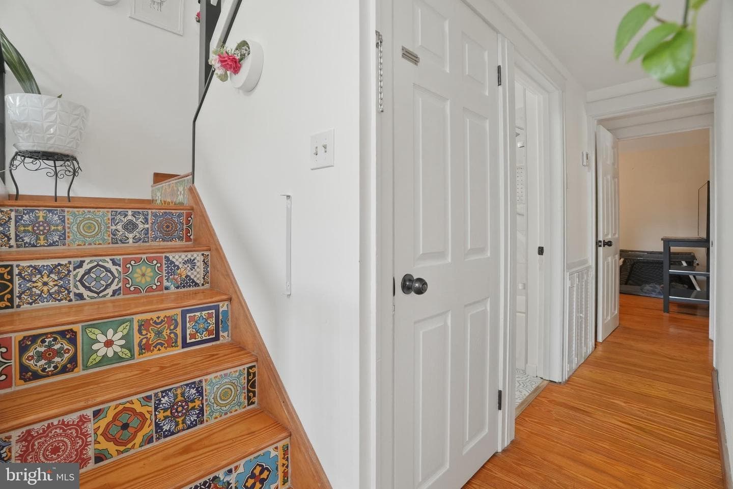 2037 Harts Lane photo 18