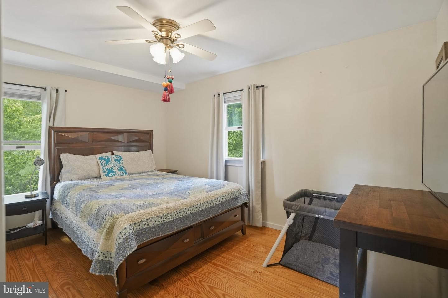 2037 Harts Lane photo 23