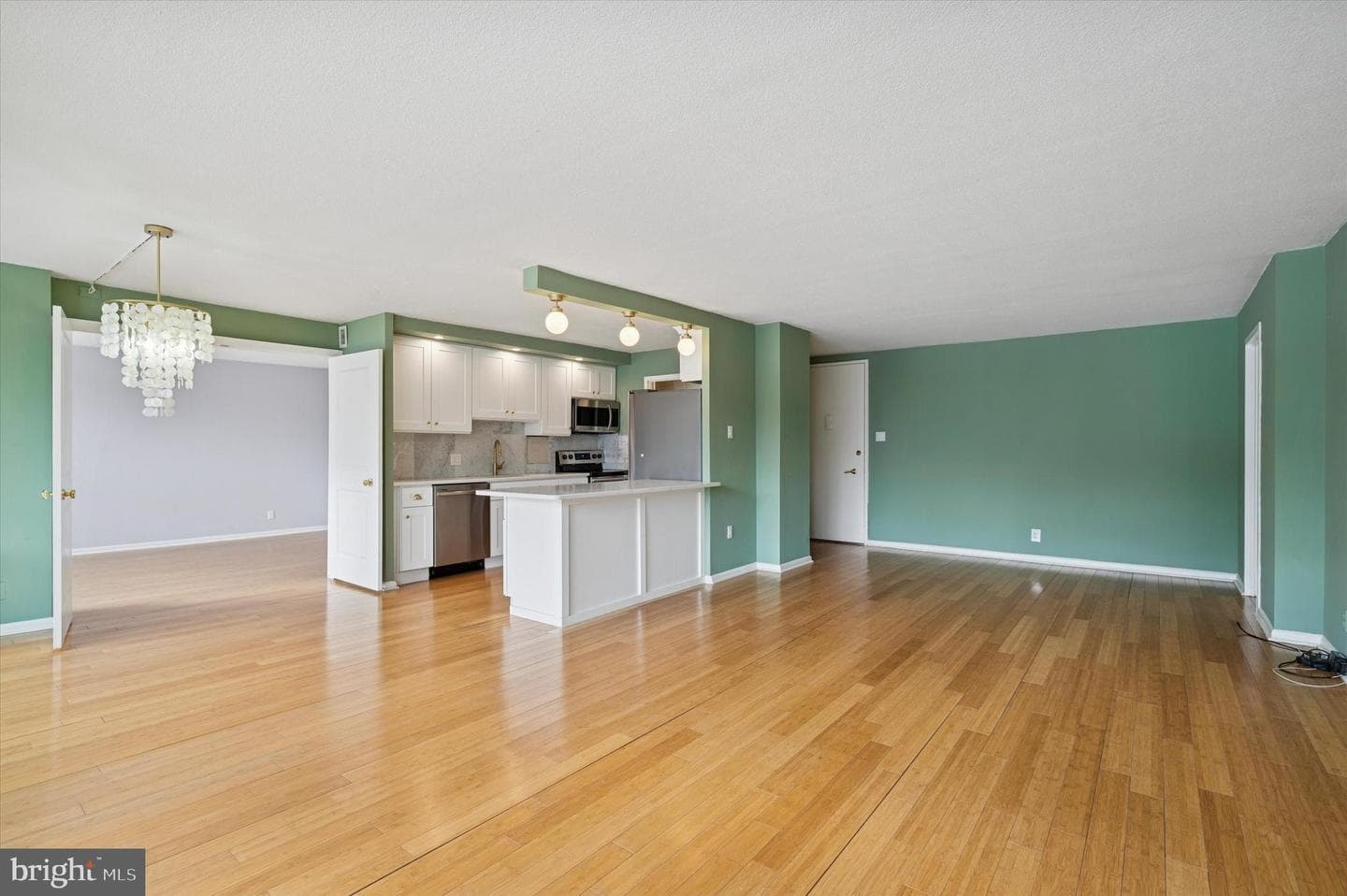 1001 City Avenue #E-403 photo 6